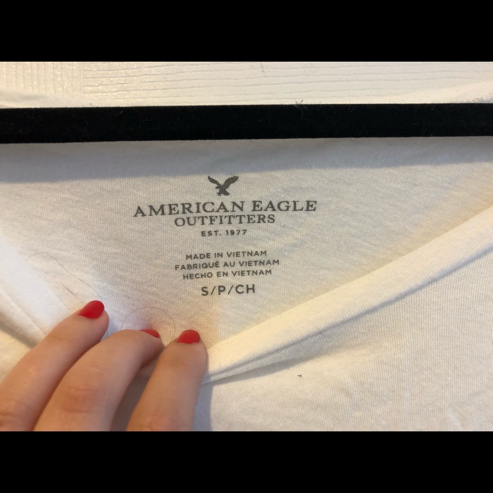 AE WHITE RUFFLE SLEEVE SHIRT - Picture 2 of 2